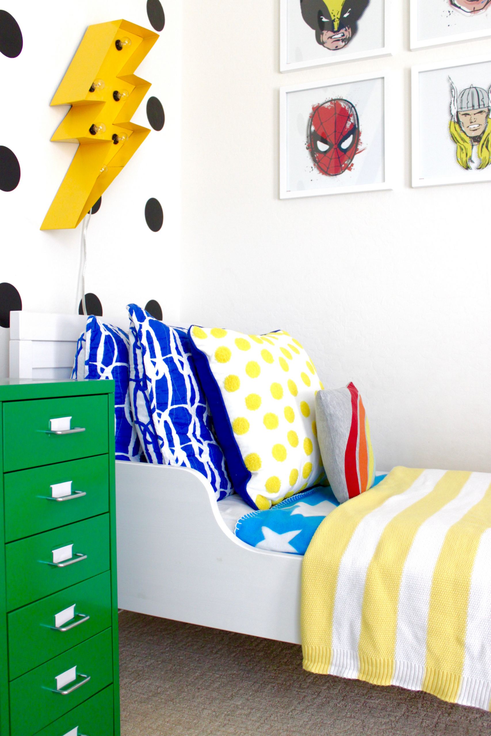 Superheroes Bedroom Decor
 DIY Colorful Modern Boys Superhero Room
