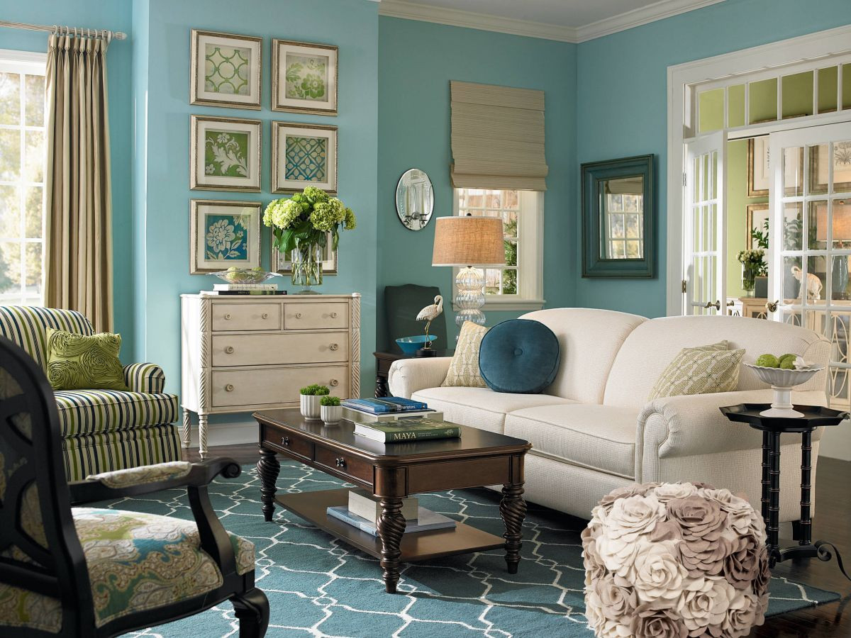 Teal Living Room Decor
 10 Living Rooms That Boast a Teal Color