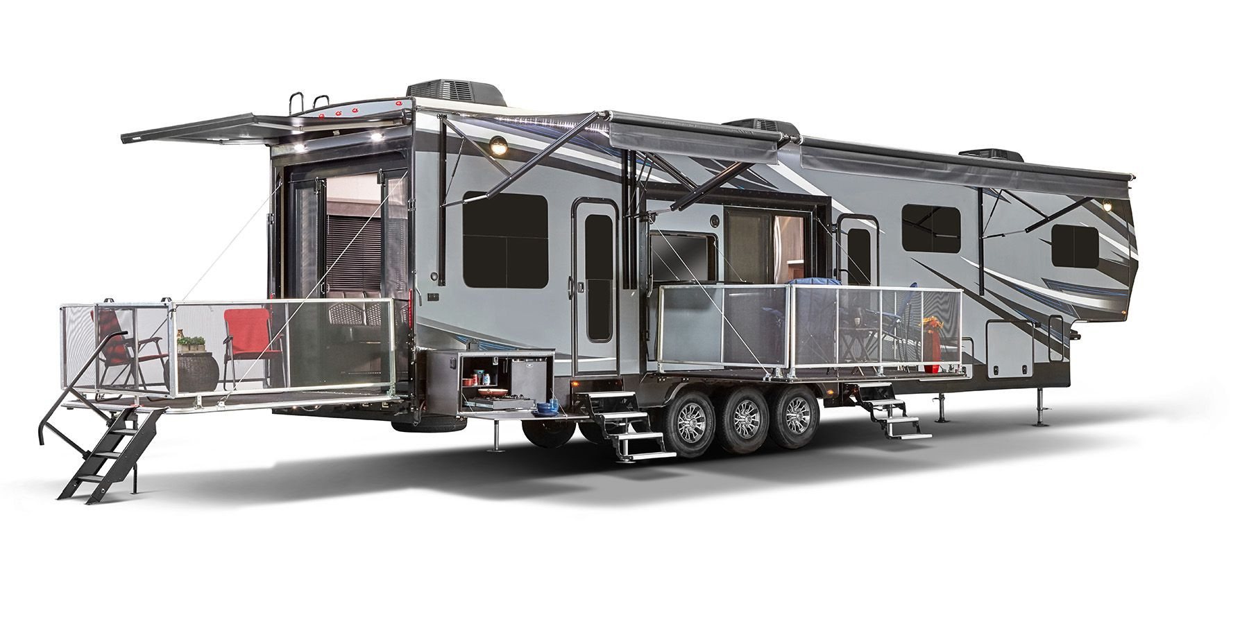 Toy Hauler With Outdoor Kitchen
 2018 Seismic Toy Haulers