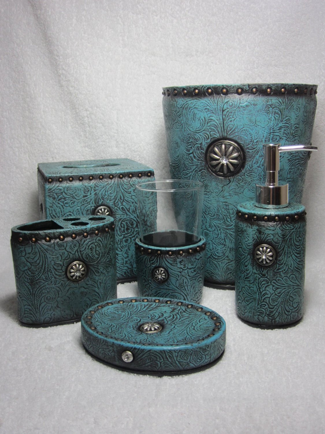 Turquoise Bathroom Decor
 Turquoise Bathroom Accessories Western Hardware s And