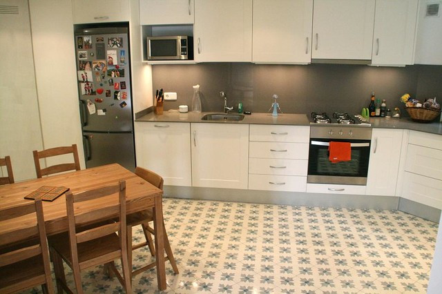 Vintage Kitchen Tiles
 Modern and Retro tile designs Transitional Kitchen