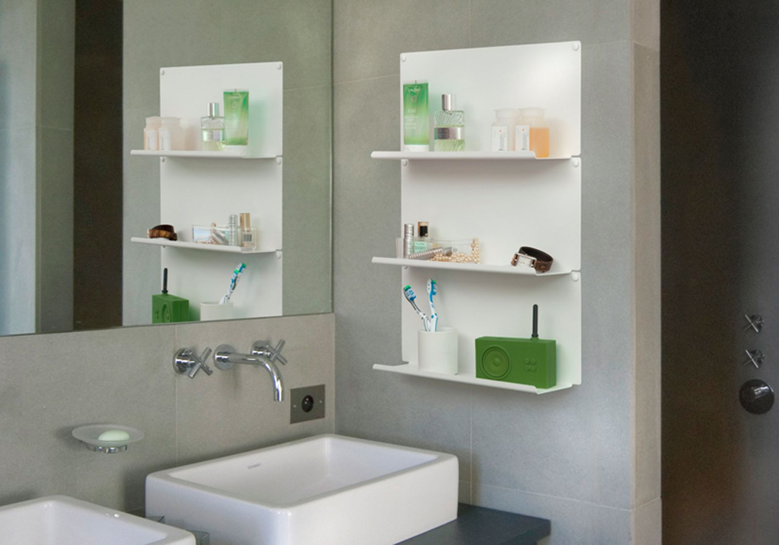 Wall Shelves Bathroom
 Set of 4 bathroom shelves "LE" TEEbooks