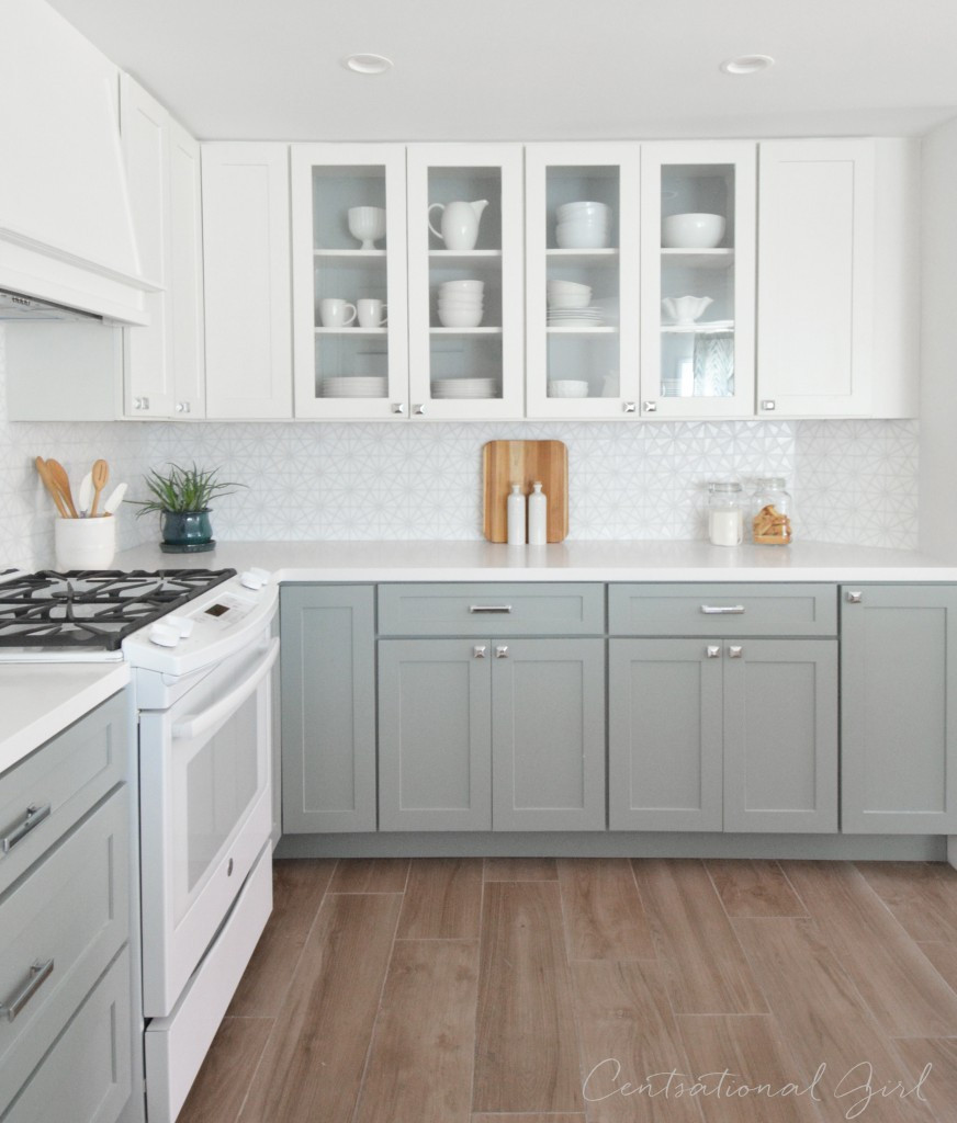 White Appliances Kitchen
 White Appliances as a design feature in the kitchen