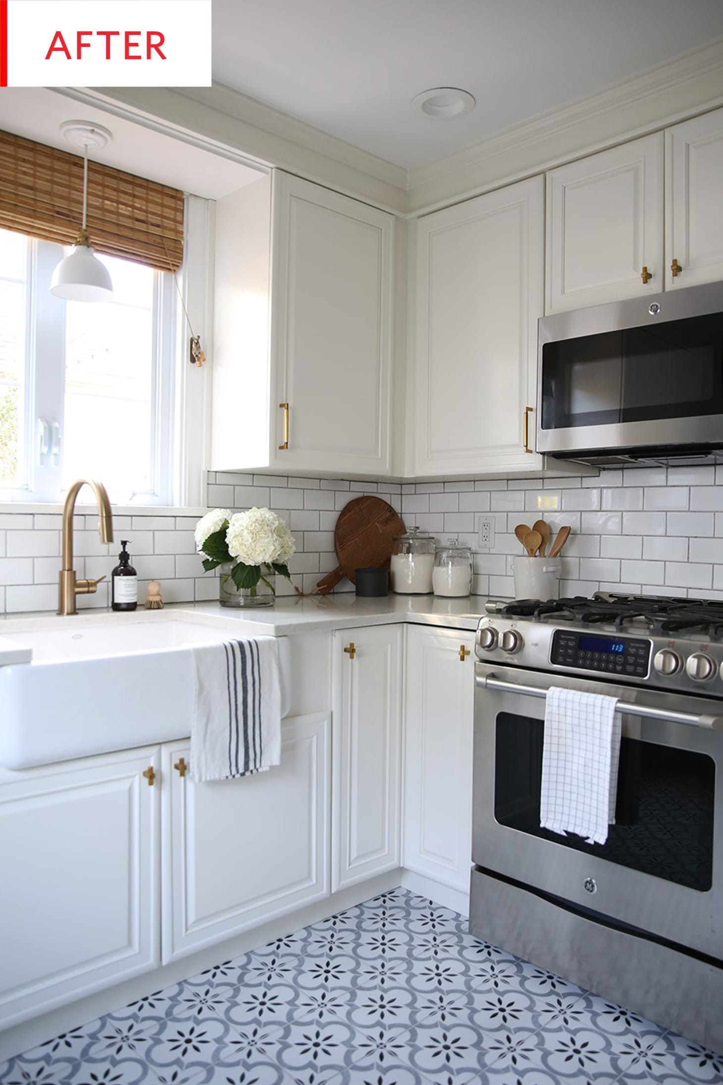 White Kitchen Hutch
 How to Update Old White Kitchen Cabinets s