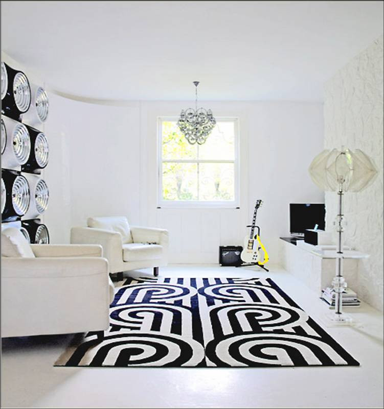 White Living Room Rug
 White living room with a graphic black and white rug from