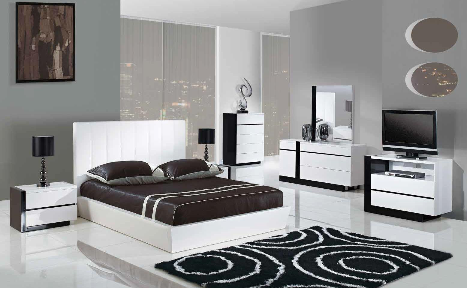White Modern Bedroom Set
 TRINITY 5pcs KING SIZE MODERN PLATFORM BEDROOM SET WHITE