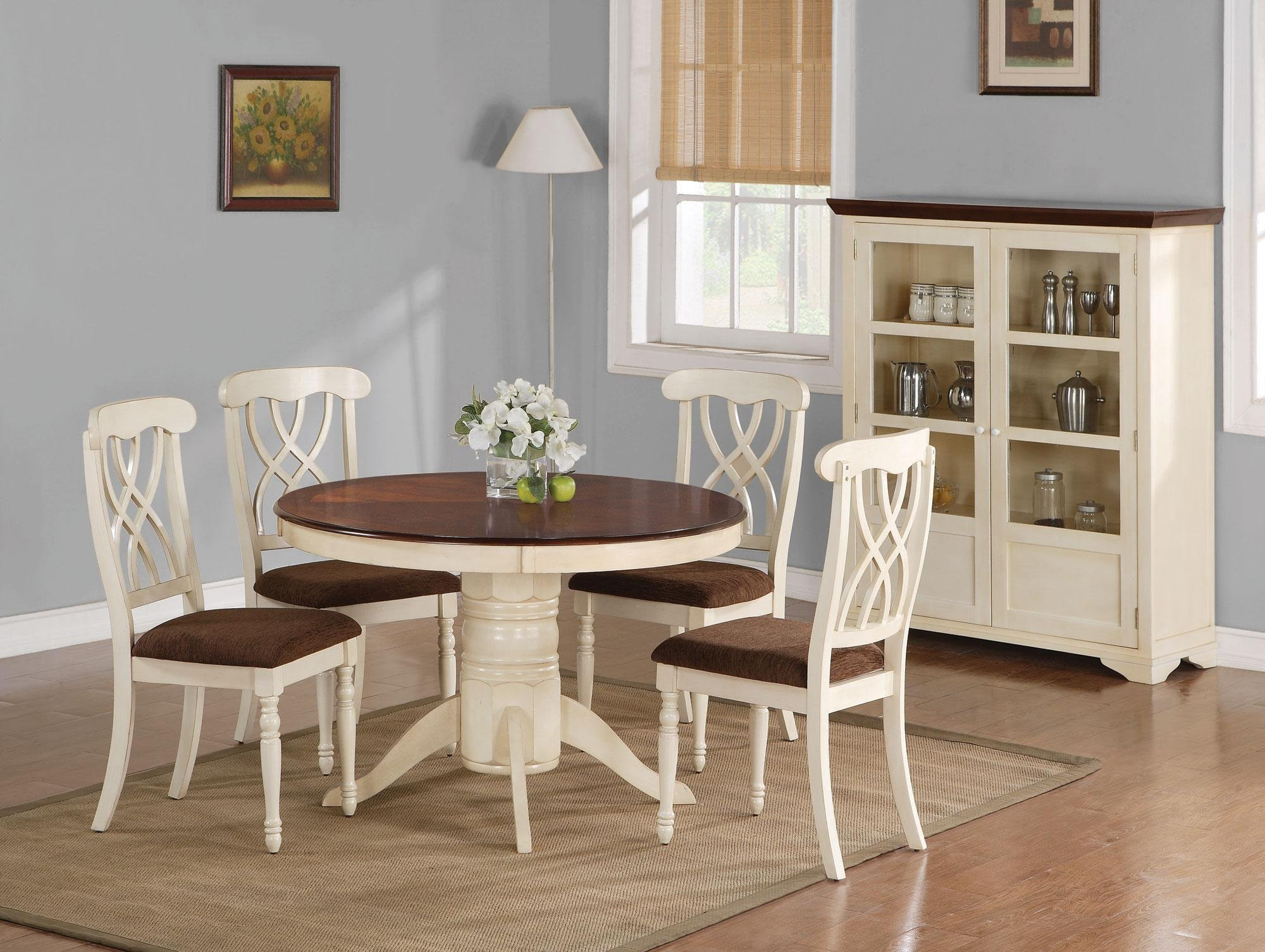 White Round Kitchen Table Sets
 Beautiful White Round Kitchen Table and Chairs