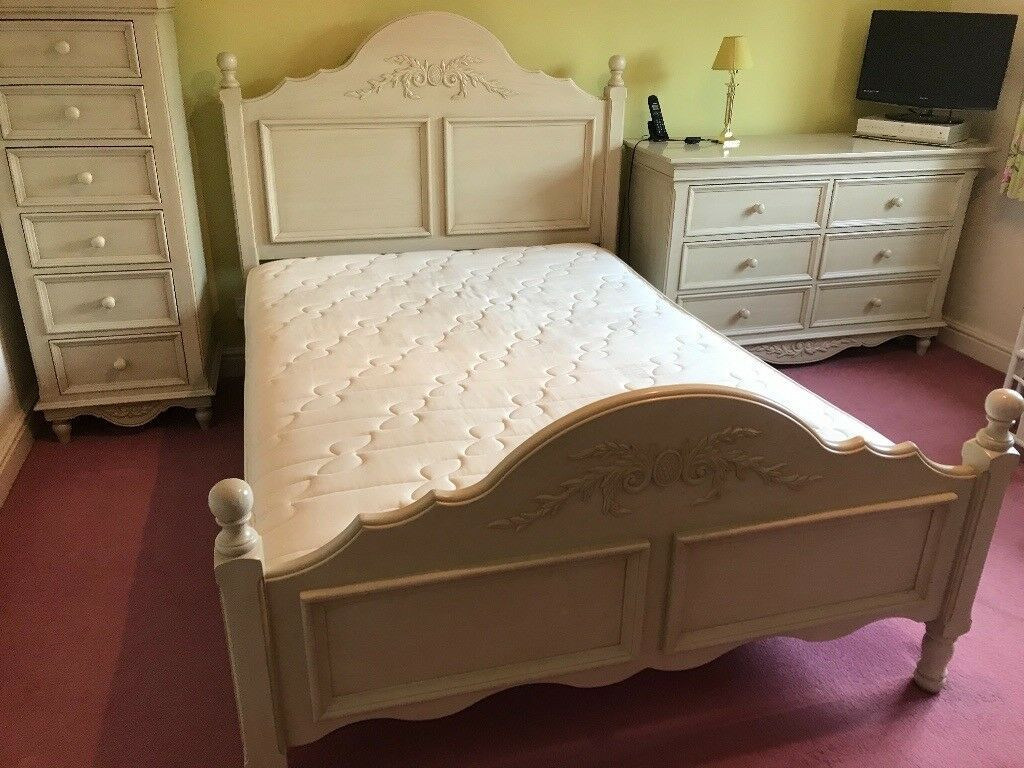 White Shabby Chic Bedroom Furniture
 Shabby chic bedroom furniture French style off white