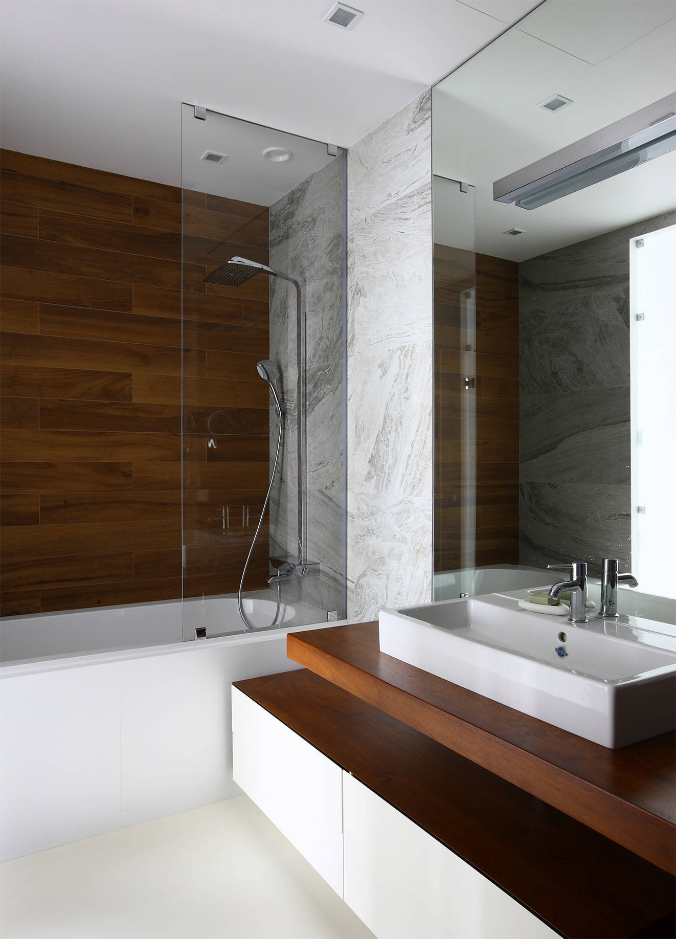 Wood Tiled Bathroom
 15 Wood Tile Showers For Your Bathroom
