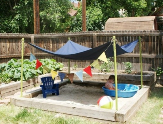 Backyard Play Places
 32 Creative And Fun Outdoor Kids’ Play Areas DigsDigs