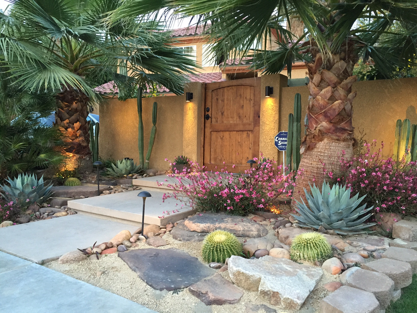 Desert Landscape Design
 Transform Your Yard with Water Efficient Landscape Design