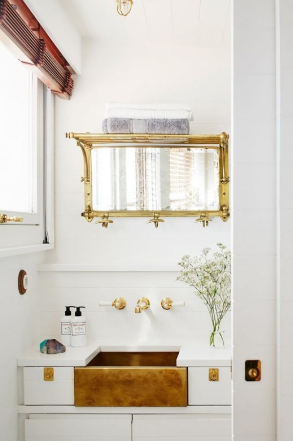 Industrial Style Bathroom Mirror
 20 Stunning Bathroom Mirror Ideas to Reflect Your Style