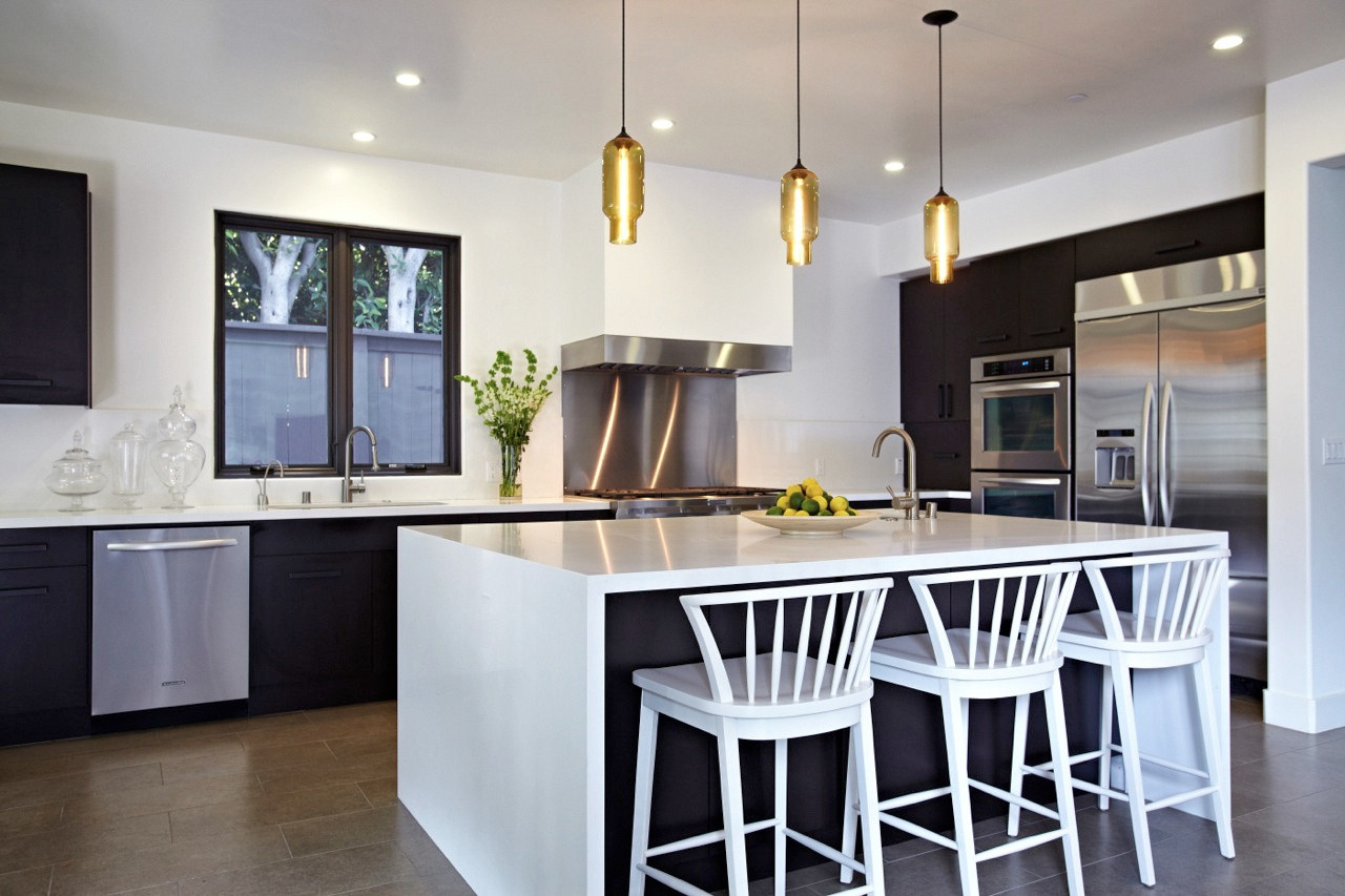 Island Kitchen Lights
 Kitchen Island Lighting System with Pendant and Chandelier