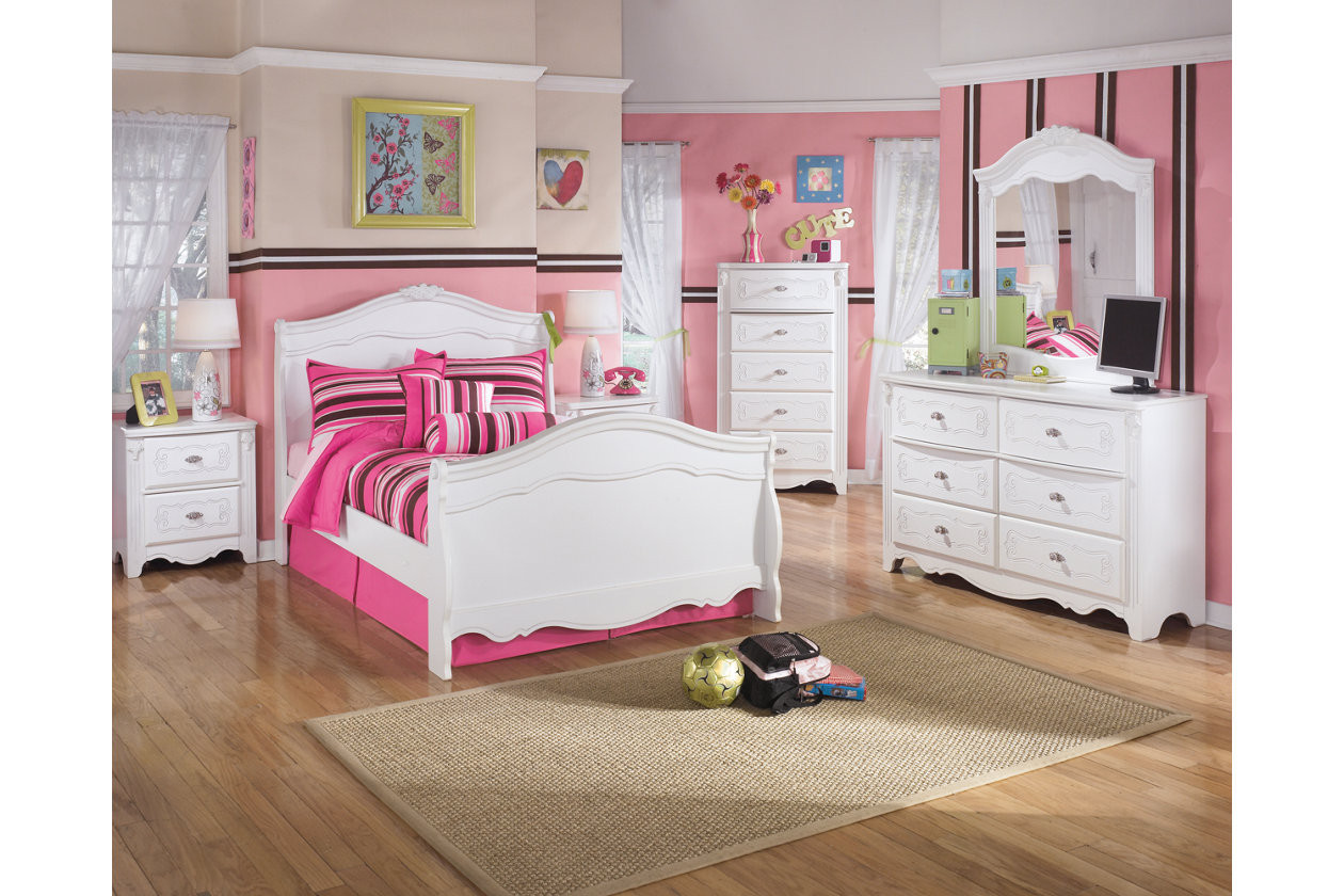 Kids Bedroom Furniture
 Exquisite 6 Piece Twin Bedroom Set by Ashley Furniture