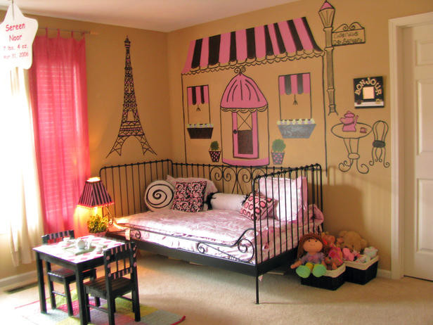 Parisian Themed Bedroom For Girl
 