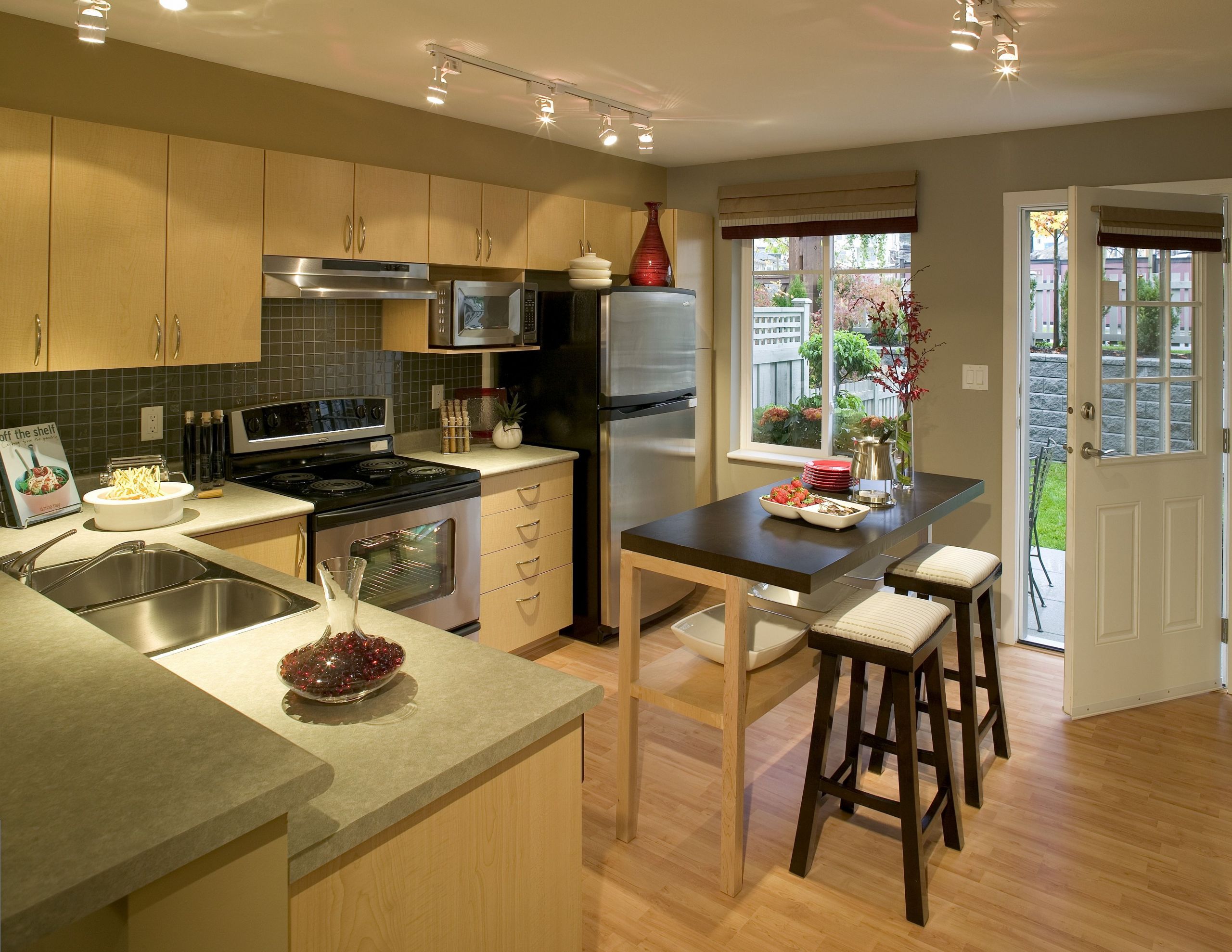 Small Kitchen Reno Cost
 Windows & Doors Costs